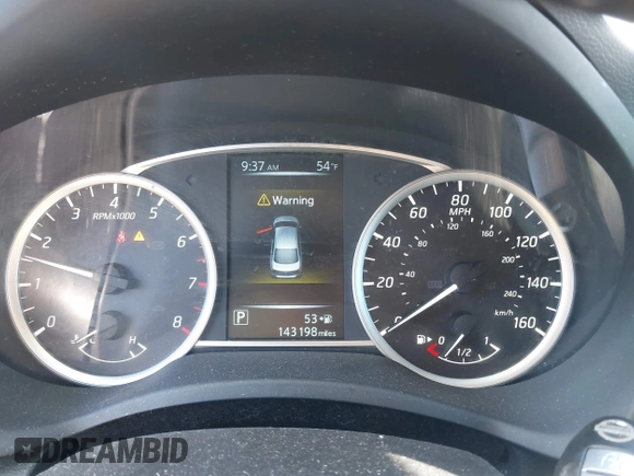 2017 Nissan Sentra SR with VIN 3N1AB7AP6HL662735, listed as a IAAI auction lot 41792782 with 143,198 mi miles and . Bid and sale history available at DreamBid. Image 7.