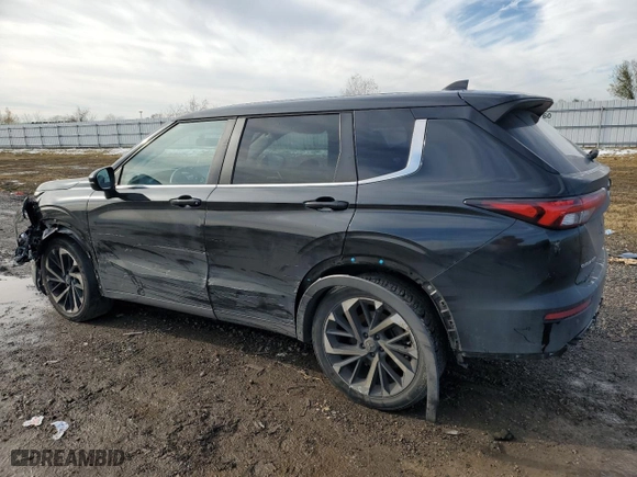 2022 Mitsubishi Outlander ES with VIN JA4J3TA84NZ040337, listed as a Copart auction lot 89355815 with 96,775 mi miles and Salvage Title. Bid and sale history available at carsss.com. Image 2.