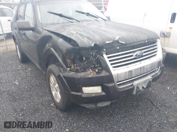2010 Ford Explorer XLT с VIN 1FMEU7DE7AUA66897, выставлен на аукционе IAAI как лот 41113156 с пробегом 161 952 миль миль и . История ставок и продаж доступна на DreamBid. Изображение 6.