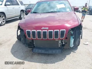 2020 Jeep Cherokee Latitude с VIN 1C4PJLCBXLD506409, выставлен на аукционе IAAI как лот 42110399 с пробегом 64 332 миль миль и . История ставок и продаж доступна на DreamBid. Изображение 17.