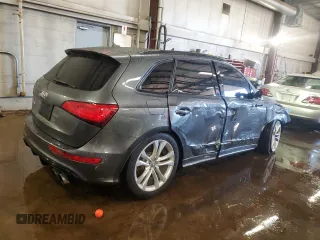 2015 Audi SQ5 Premium Plus with VIN WA1CGAFP6FA088827, listed as a Copart auction lot 86979944 with 82,094 mi miles and Salvage Title. Bid and sale history available at carsss.com. Image 3.