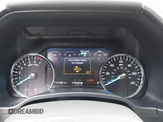 2019 Ford Expedition XLT with VIN 1FMJU1JT0KEA84331, listed as a IAAI auction lot 41800516 with 41,282 mi miles. Bid and sale history available at carsss.com. Image 7.