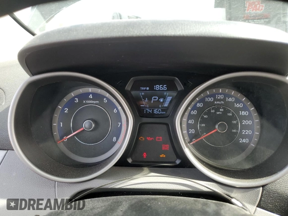 2014 Hyundai Elantra z VIN KMHDH6AH3EU024516, wystawiony jako Copart lot #58840725 z przebiegiem 174 160 mil mil oraz Tytuł czysty. Historia ofert i sprzedaży dostępna na DreamBid. Obrazek 9.