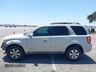 2008 Ford Escape Limited с VIN 1FMCU04128KB13867, выставлен на аукционе IAAI как лот 42499448 с пробегом 224 566 миль миль и . История ставок и продаж доступна на DreamBid. Изображение 15.
