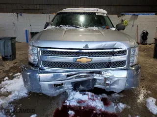 2013 Chevrolet Silverado 1500 LT with VIN 3GCPKSE73DG233835, listed as a Copart auction lot 43994585 with 179,331 mi miles and Salvage Title. Bid and sale history available at carsss.com. Image 5.