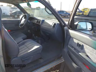 2000 Toyota Tacoma with VIN 5TEWN72N4YZ708230, listed as a IAAI auction lot 41626807 with 216,237 mi miles and . Bid and sale history available at DreamBid. Image 5.
