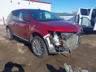 2013 Lincoln MKX with VIN 2LMDJ8JK6DBL13801, listed as a IAAI auction lot 41362146 with 147,864 mi miles. Bid and sale history available at carsss.com. Image 1.