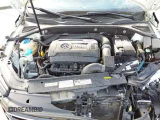 2017 Volkswagen Passat S z VIN 1VWAT7A39HC070407, wystawiony jako IAAI lot #41529297 z przebiegiem 99 427 mil mil oraz . Historia ofert i sprzedaży dostępna na DreamBid. Obrazek 10.