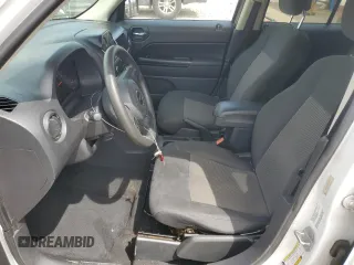 2011 Jeep Patriot Latitude with VIN 1J4NT1GBXBD178336, listed as a Copart auction lot 56512915 with 183,036 mi miles and Clean Title. Bid and sale history available at DreamBid. Image 7.