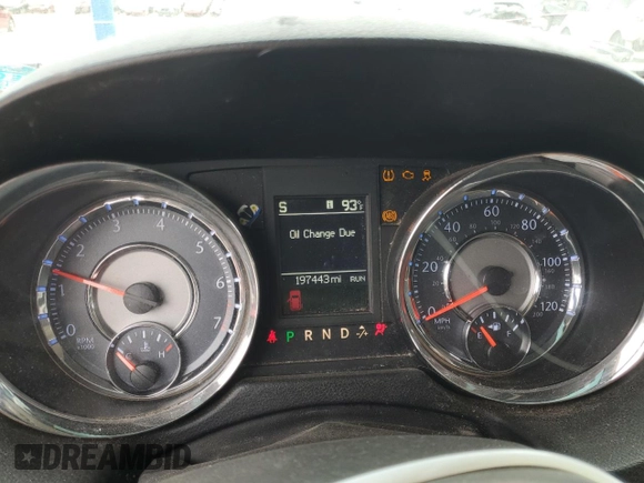 2014 Chrysler Town & Country Touring with VIN 2C4RC1BG0ER382137, listed as a Copart auction lot 55882215 with 197,443 mi miles and Clean Title. Bid and sale history available at DreamBid. Image 9.