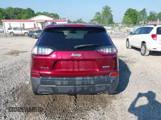2019 Jeep Cherokee Latitude Plus z VIN 1C4PJMLX0KD101546, wystawiony jako IAAI lot #42388731 z przebiegiem 86 920 mil mil oraz . Historia ofert i sprzedaży dostępna na DreamBid. Obrazek 16.