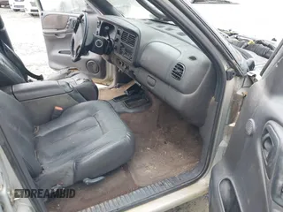 1999 Dodge Durango with VIN 1B4HR28YXXF517034, listed as a IAAI auction lot 41556485 with 208,998 mi miles and . Bid and sale history available at DreamBid. Image 5.