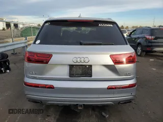 2018 Audi Q7 Premium z VIN WA1AAAF71JD017762, wystawiony jako Copart lot #81324904 z przebiegiem 79 688 mil mil oraz Szkoda całkowita • Salvage title. Historia ofert i sprzedaży dostępna na DreamBid. Obrazek 6.