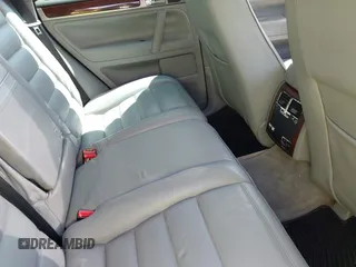 2005 Volkswagen Touareg 4.2L V8 z VIN WVGZM77L15D080697, wystawiony jako IAAI lot #42399779 z przebiegiem 138 040 mil mil oraz . Historia ofert i sprzedaży dostępna na DreamBid. Obrazek 8.