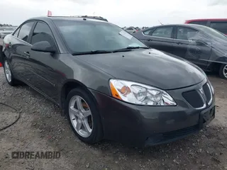 2007 Pontiac G6 with VIN 1G2ZG58NX74172138, listed as a IAAI auction lot 41845520 with 170,676 mi miles. Bid and sale history available at carsss.com. Image 1.
