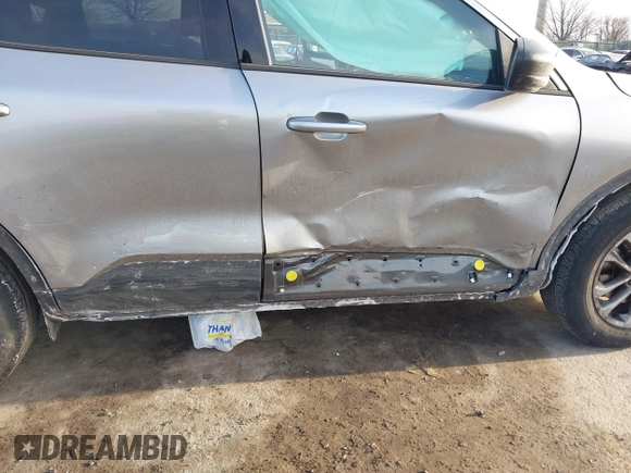 2022 Ford Escape SE with VIN 1FMCU9G61NUA46805, listed as a IAAI auction lot 41465225 with 24,129 mi miles and . Bid and sale history available at DreamBid. Image 6.