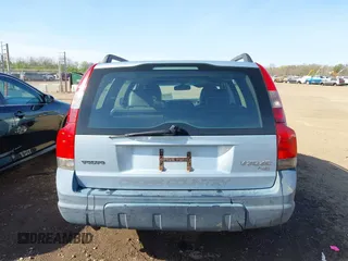 2001 Volvo V70 with VIN YV1SZ58D511026084, listed as a IAAI auction lot 42105983 with 361,165 mi miles and . Bid and sale history available at DreamBid. Image 16.