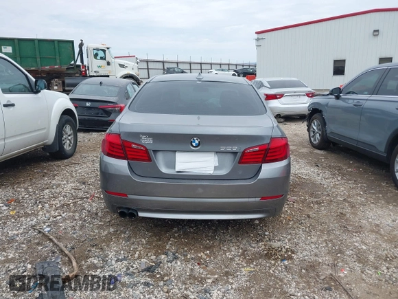 2013 BMW 5 Series 528i with VIN WBAXG5C5XDD229845, listed as a IAAI auction lot 41457088 with 130,826 mi miles and . Bid and sale history available at carsss.com. Image 16.