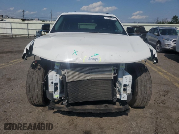 2022 Jeep Grand Cherokee Limited with VIN 1C4RJKBGXN8629137, listed as a Copart auction lot 60467085 with 27,188 mi miles and Salvage title. Bid and sale history available at DreamBid. Image 5.