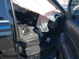 2018 Chevrolet Tahoe Commercial with VIN 1GNLCDECXJR298690, listed as a IAAI auction lot 41367931 with 1 mi miles. Bid and sale history available at carsss.com. Image 5.