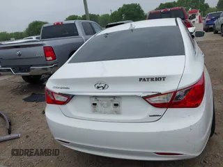 2013 Hyundai Sonata Limited with VIN 5NPEC4AC4DH663707, listed as a IAAI auction lot 41922352 with 165,101 mi miles and . Bid and sale history available at DreamBid. Image 17.