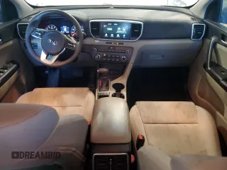 2020 Kia Sportage LX with VIN KNDPMCAC5L7800852, listed as a Copart auction lot 42690505 with 121,398 mi miles and Clean Title. Bid and sale history available at carsss.com. Image 8.