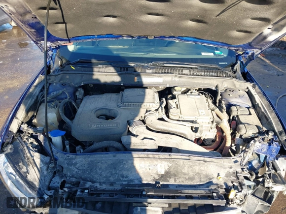 2016 Ford Fusion SE Hybrid with VIN 3FA6P0LU0GR388187, listed as a IAAI auction lot 38604646 with 135,625 mi miles. Bid and sale history available at carsss.com. Image 10.