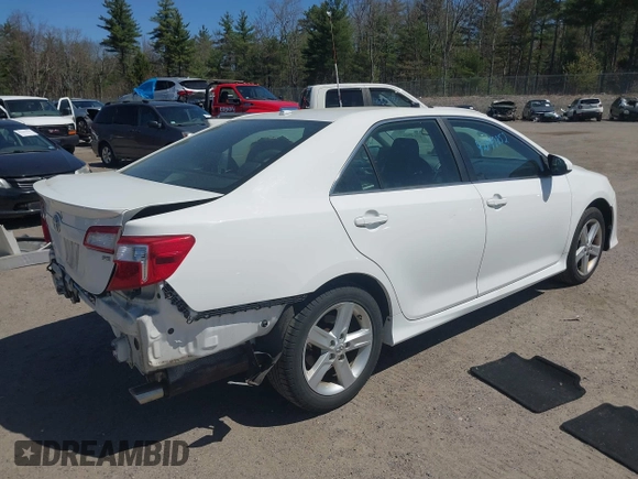 2012 Toyota Camry L with VIN 4T1BF1FK2CU197378, listed as a IAAI auction lot 42147852 with 104,844 mi miles and . Bid and sale history available at carsss.com. Image 4.