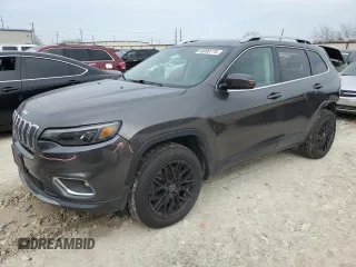 2020 Jeep Cherokee High Altitude z VIN 1C4PJMDX7LD563764, wystawiony jako Copart lot #45090775 z przebiegiem 76 807 mil mil oraz Szkoda całkowita • Salvage title. Historia ofert i sprzedaży dostępna na DreamBid. Obrazek 1.