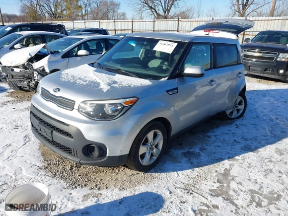 2017 Kia Soul with VIN KNDJN2A2XH7434205, listed as a IAAI auction lot 41363921 with 269,747 mi miles. Bid and sale history available at carsss.com. Image 2.