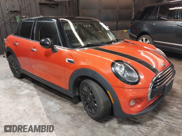 2019 MINI Hardtop 4 Door Cooper with VIN WMWXU1C58K2F82579, listed as a IAAI auction lot 42417562 with 45,915 mi miles and . Bid and sale history available at DreamBid. Image 1.