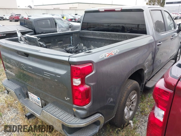2019 Chevrolet Silverado 1500 LT with VIN 3GCPYDEK1KG242867, listed as a IAAI auction lot 41342133 with 119,442 mi miles. Bid and sale history available at carsss.com. Image 4.