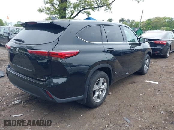 2022 Toyota Highlander LE with VIN 5TDBZRBH6NS194608, listed as a IAAI auction lot 42258410 with 92,047 mi miles and . Bid and sale history available at DreamBid. Image 4.