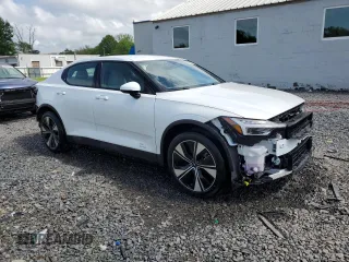 2024 Polestar 2 z VIN YSMFD3KA4RL223132, wystawiony jako Copart lot #55746955 z przebiegiem 6101 mil mil oraz Szkody całkowita. Historia ofert i sprzedaży dostępna na DreamBid. Obrazek 4.