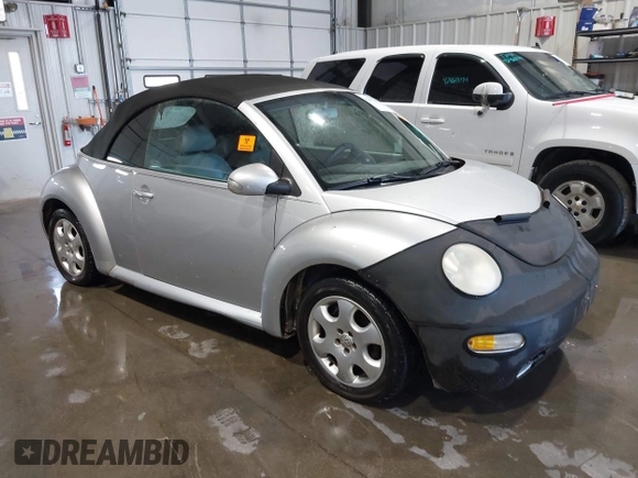 2003 Volkswagen Beetle GLS с VIN 3VWCK21Y53M311932, выставлен на аукционе IAAI как лот 42467585 с пробегом 145 346 миль миль и . История ставок и продаж доступна на DreamBid. Изображение 1.