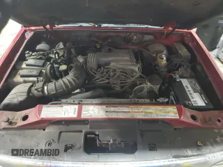 2001 Ford Explorer XLT with VIN 1FMZU83PX1UB56622, listed as a Copart auction lot 82108934 with 240,569 mi miles and Salvage title. Bid and sale history available at DreamBid. Image 11.
