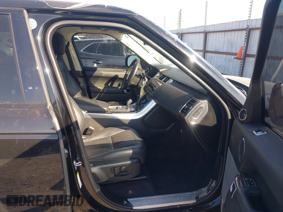 2020 Land Rover Range Rover Sport HSE with VIN SALWR2SU4LA886990, listed as a IAAI auction lot 41685790 with 67,878 mi miles and . Bid and sale history available at DreamBid. Image 5.