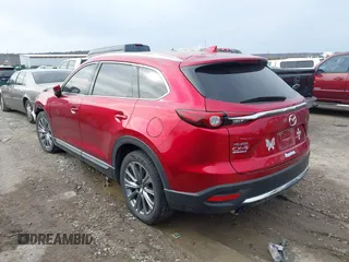 2021 Mazda CX-9 Signature with VIN JM3TCBEY0M0502938, listed as a IAAI auction lot 41734208 with 59,375 mi miles and . Bid and sale history available at carsss.com. Image 3.