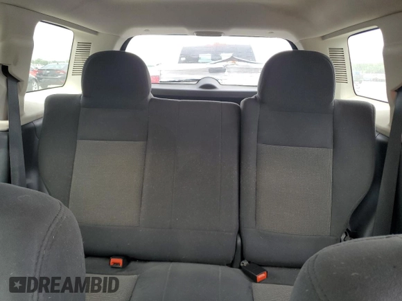 2014 Jeep Patriot Latitude with VIN 1C4NJRFBXED846992, listed as a Copart auction lot 60405735 with 93,779 mi miles and Clean title. Bid and sale history available at DreamBid. Image 10.