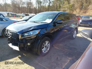 2019 Kia Sorento LX with VIN 5XYPGDA30KG469564, listed as a IAAI auction lot 41003834 with 138,617 mi miles. Bid and sale history available at carsss.com. Image 17.