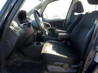 2011 Suzuki SX4 Crossover with VIN JS2YB5A33B6304237, listed as a Copart auction lot 45921115 with 211,880 mi miles and Salvage Title. Bid and sale history available at carsss.com. Image 7.