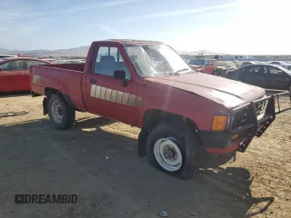 1985 Toyota Pickup с VIN JT4RN60R9F5079593, выставлен на аукционе Copart как лот 59204305 с пробегом 225 444 миль миль и Списание • Salvage title. История ставок и продаж доступна на DreamBid. Изображение 4.