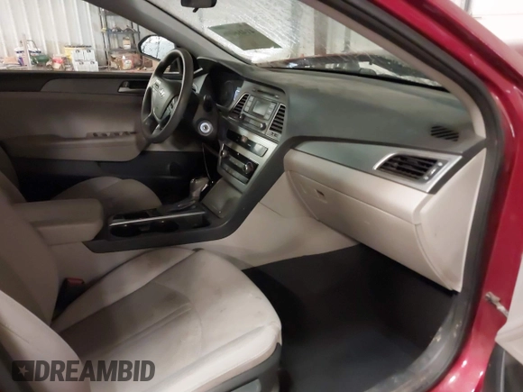 2015 Hyundai Sonata 2.4L SE with VIN 5NPE24AF9FH059327, listed as a IAAI auction lot 41416006 with 127,433 mi miles. Bid and sale history available at carsss.com. Image 5.