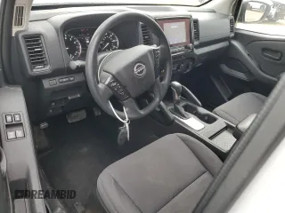 2023 Nissan Frontier S z VIN 1N6ED1CL9PN661204, wystawiony jako Copart lot #54770545 z przebiegiem 49 846 mil mil oraz Szkody całkowita. Historia ofert i sprzedaży dostępna na DreamBid. Obrazek 8.