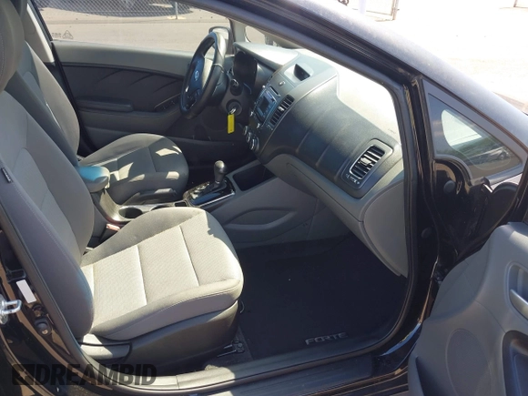 2018 Kia Forte LX with VIN 3KPFK4A77JE209753, listed as a IAAI auction lot 41896792 with 68,623 mi miles. Bid and sale history available at carsss.com. Image 5.