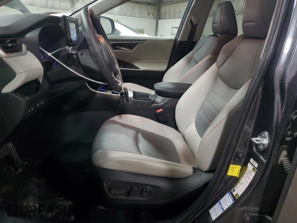 2021 Toyota RAV4 Hybrid LE with VIN 4T3B6RFV8MU009416, listed as a Copart auction lot 45218725 with 132,840 mi miles and Salvage Title. Bid and sale history available at carsss.com. Image 7.