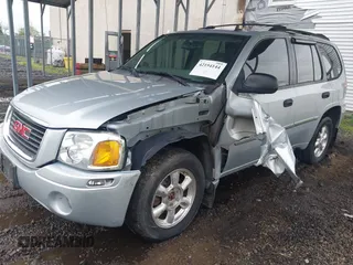 2007 GMC Envoy SLE z VIN 1GKDT13S272232176, wystawiony jako IAAI lot #42194144 z przebiegiem 160 461 mil mil oraz . Historia ofert i sprzedaży dostępna na DreamBid. Obrazek 2.