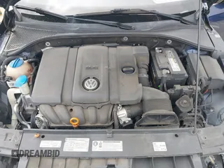 2012 Volkswagen Passat SE z VIN 1VWBP7A39CC056590, wystawiony jako IAAI lot #41879975 z przebiegiem 76 125 mil mil oraz . Historia ofert i sprzedaży dostępna na DreamBid. Obrazek 10.