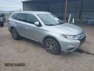 2018 Mitsubishi Outlander SE z VIN JA4AD3A35JZ007942, wystawiony jako IAAI lot #42275943 z przebiegiem 167 550 mil mil oraz . Historia ofert i sprzedaży dostępna na DreamBid. Obrazek 1.
