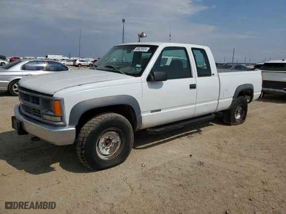 1998 Chevrolet C/K 2500 with VIN 1GCGK29R5WE142409, listed as a Copart auction lot 66826934 with NaN miles and Clean Title. Bid and sale history available at carsss.com. Image 1.